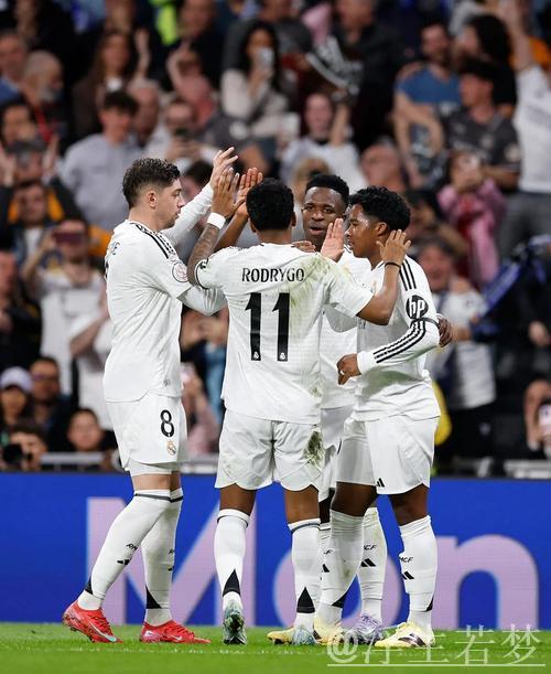 皇马深陷困局!4亿欧豪华组合难共存,熊皇或将离队 皇马深陷困局!4亿欧豪华组合难共存,熊皇或将离队