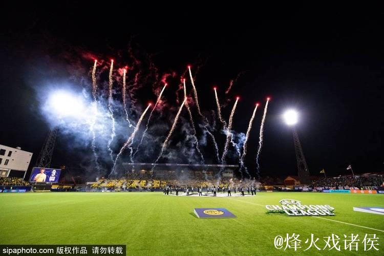 欧冠客场输球 曼城球员自掏腰包为球迷报销门票